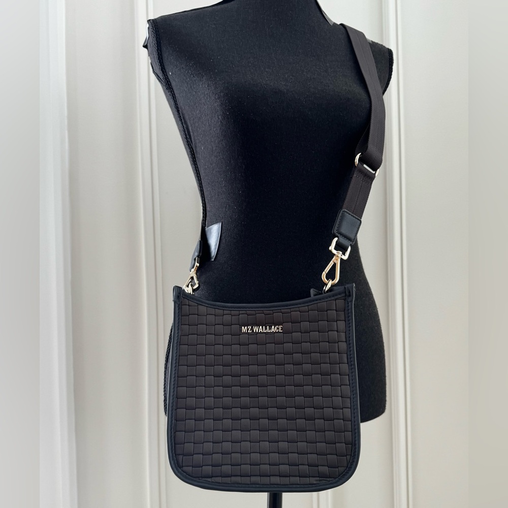 MZ WALLACE NEW MAGNET WOVEN BOX CROSSBODY BAG - Picture 5 of 15